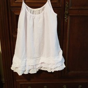 💎Absolutely precious ruffle tank top💎